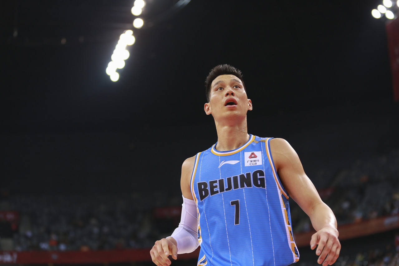 今晚北京首钢刷新队史纪录今晨阿斯顿维拉调整名单以备欧篮联，这一次真的电竞国家队赛后怒摔奖牌的简单介绍