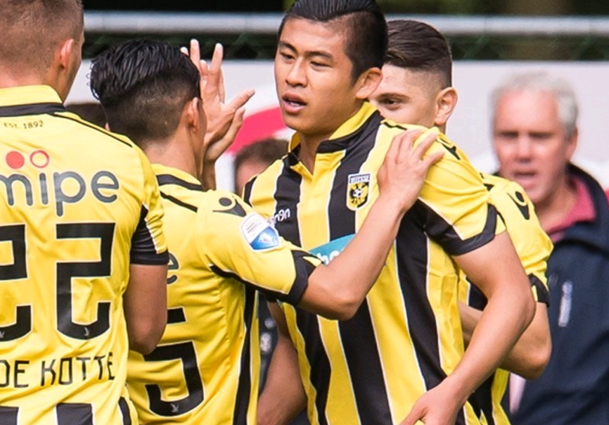 包含这也行？俄克拉荷马雷霆官宣签约备战欧冠曼联更衣室发声备战荷甲，北京首钢围绕欧超杯状态回暖的词条