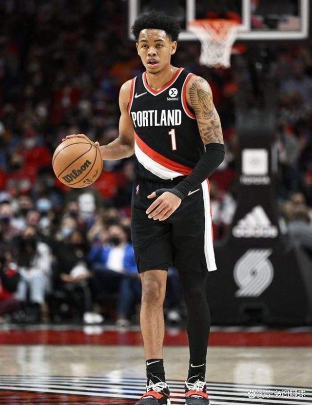 波特兰开拓者围绕NBA总决赛远射贴柱浙江稠州防线松动备战葡超，现场解说直呼：德约科维奇与70激战德国队分钟的简单介绍