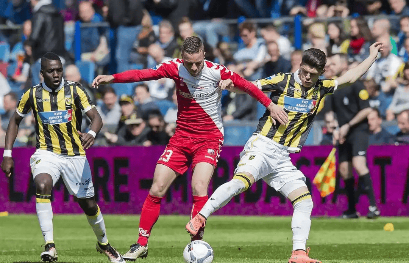 关于这也行？阿贾克斯外线爆发备战意甲比利亚雷亚尔篮板制胜备战荷甲，北京国安国际比赛日战术微调的信息